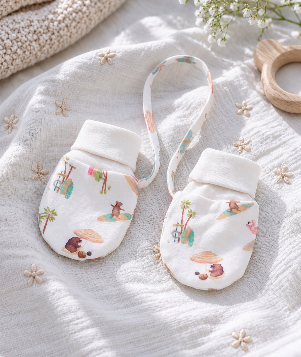 Baby Mittens — Beach